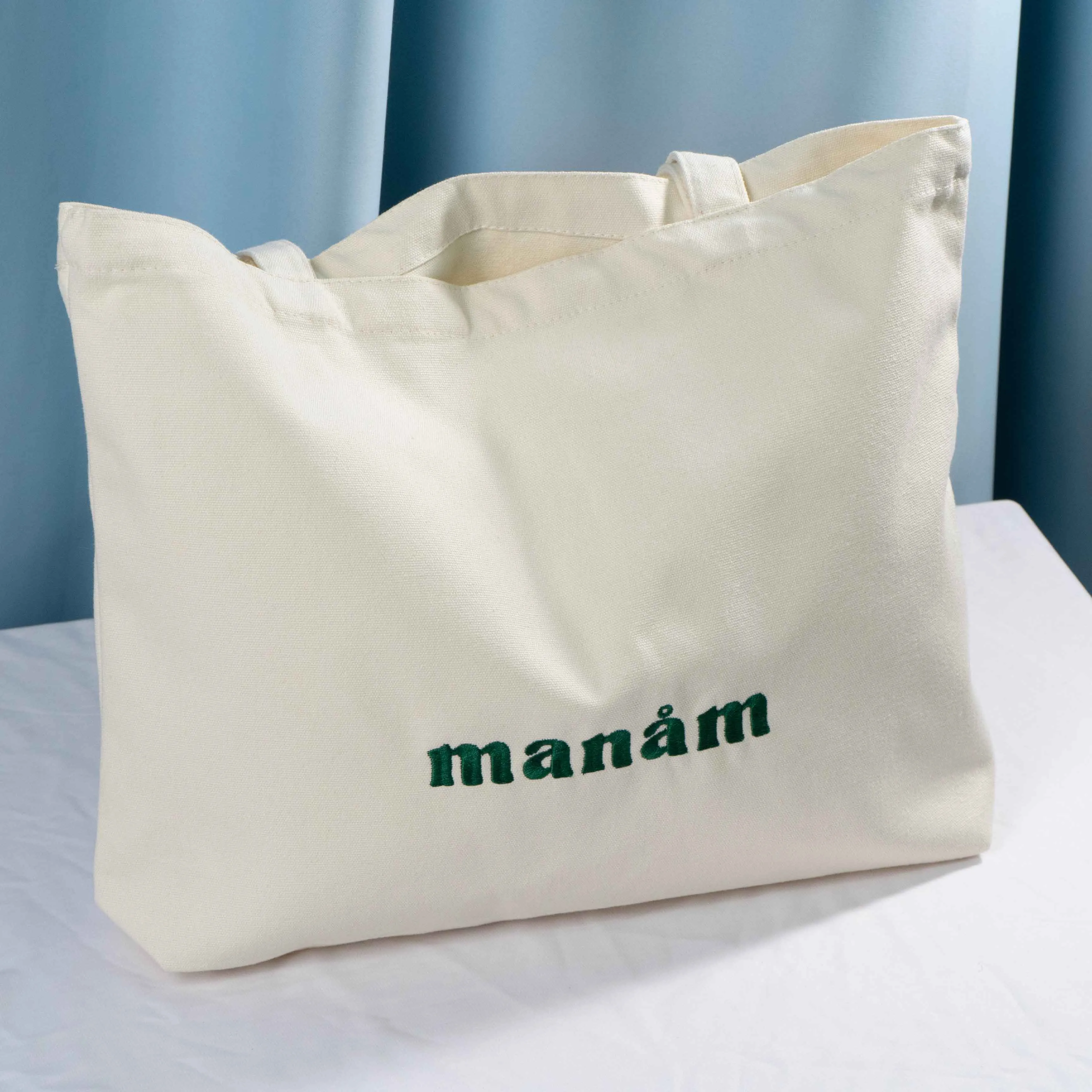 Custom embroidered canvas tote bags