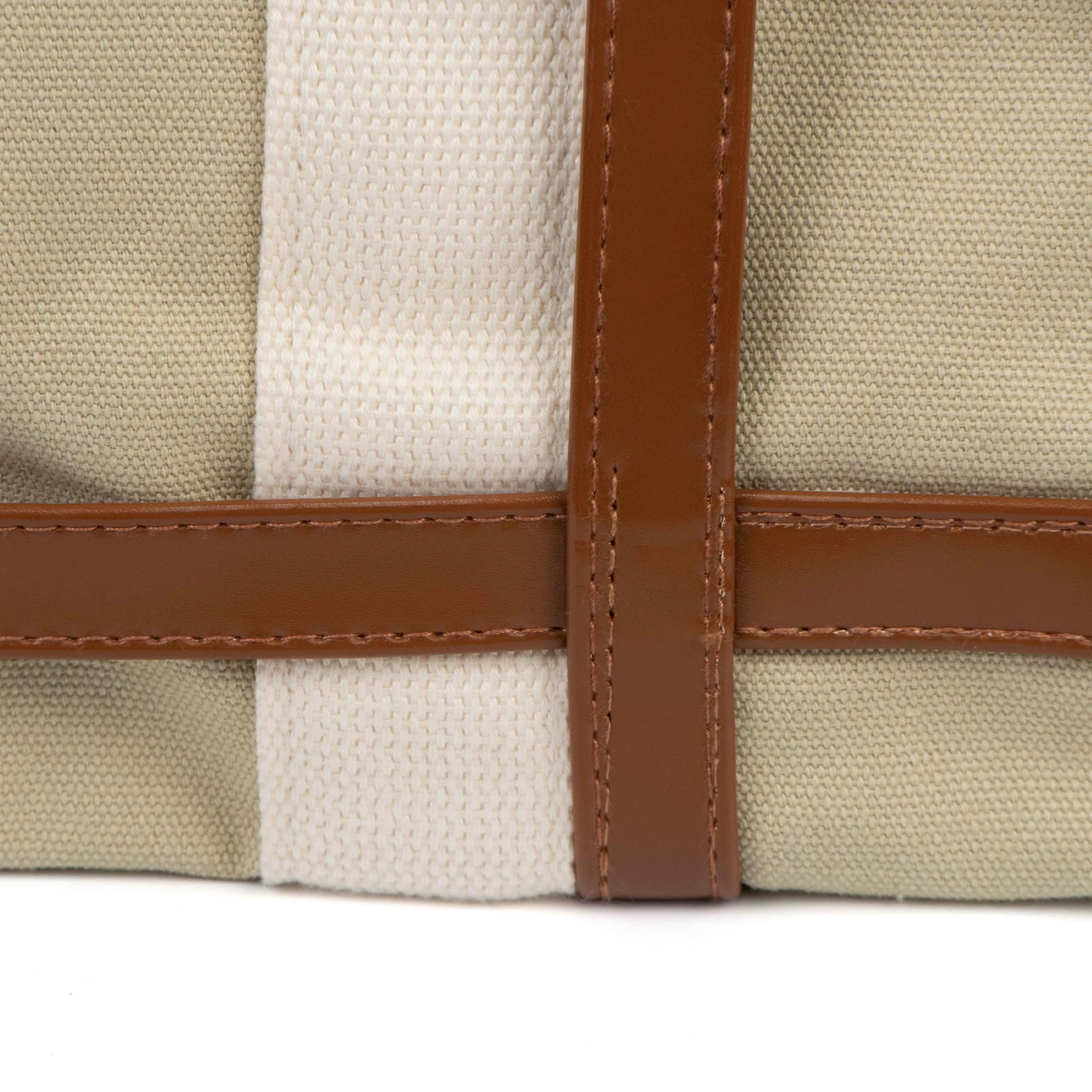 Canvas tote bag leather trim